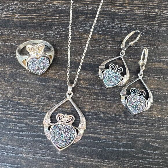 Claddagh Druzy Set: Necklace Ring & Earrings, Sea Green Drusy, JMH Ireland - Picture 3 of 17